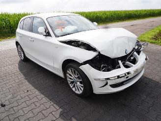 BMW 1-serie 118i picture 4