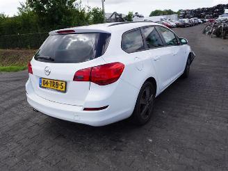 Vrakbiler auto Opel Astra SPORTS TOURER 1.4 Turbo 2012/4