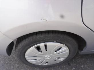 Mitsubishi Space-star 1.0 12v picture 9