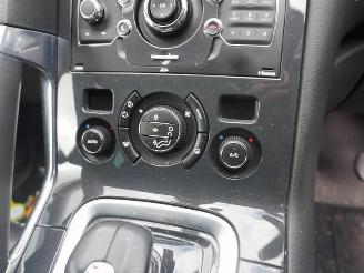 Peugeot 3008 2.0 Hybrid picture 6