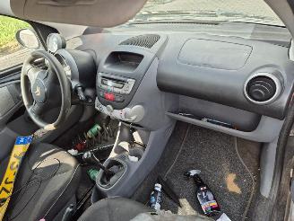 Citroën C1 1.0 12V (384F(CFA)) picture 6