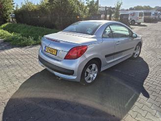 Peugeot 207 1.6 16V (EP6(5FW)) picture 1