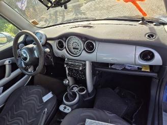 Mini Cooper 1.6 16V One (W10-B16A) picture 5