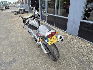 Aprilia RSV mille  picture 8