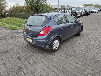 Opel Corsa 1.2 16V picture 1