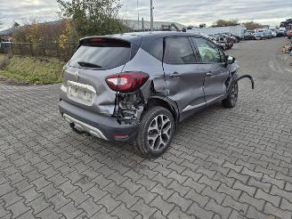 disassembly passenger cars Renault Captur 0.9 TCe 2018/6