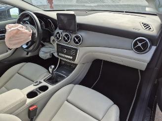 Mercedes GLA 180 picture 9