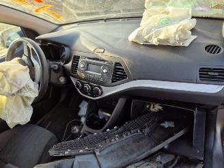 Kia Picanto 1.0 12V picture 5