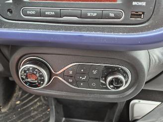 Renault Twingo 1.0 SCe picture 6