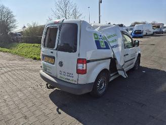 Damaged car Volkswagen Caddy 1.9 TDi 2010/9