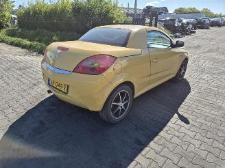 Sloopauto Opel Tigra 1.4 2005/1