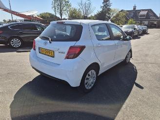 skadebil auto Toyota Yaris 1.33 2016/9