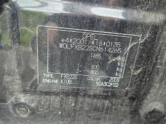 Opel Agila 1.0 12v picture 9
