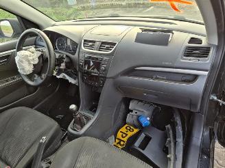 Suzuki Swift 1.2 16v picture 5