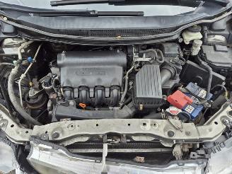 Honda Civic 1.4 picture 7