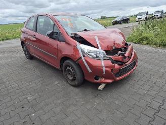 Toyota Yaris 1.0 12v picture 4