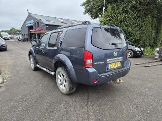 Nissan Path-finder 2.5 dCi 4x4 VAN picture 2