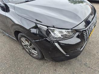 Peugeot 208 1.2 Vti picture 5