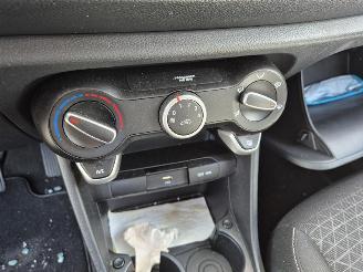 Kia Picanto 1.0 12v picture 6