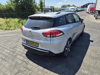 Vrakbiler auto Renault Clio grandtour 1.5 dci 2015/1