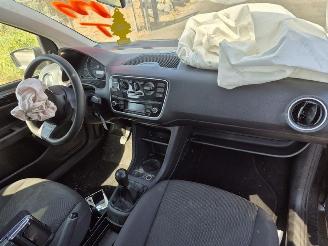 Volkswagen Up! 1.0 12v picture 5