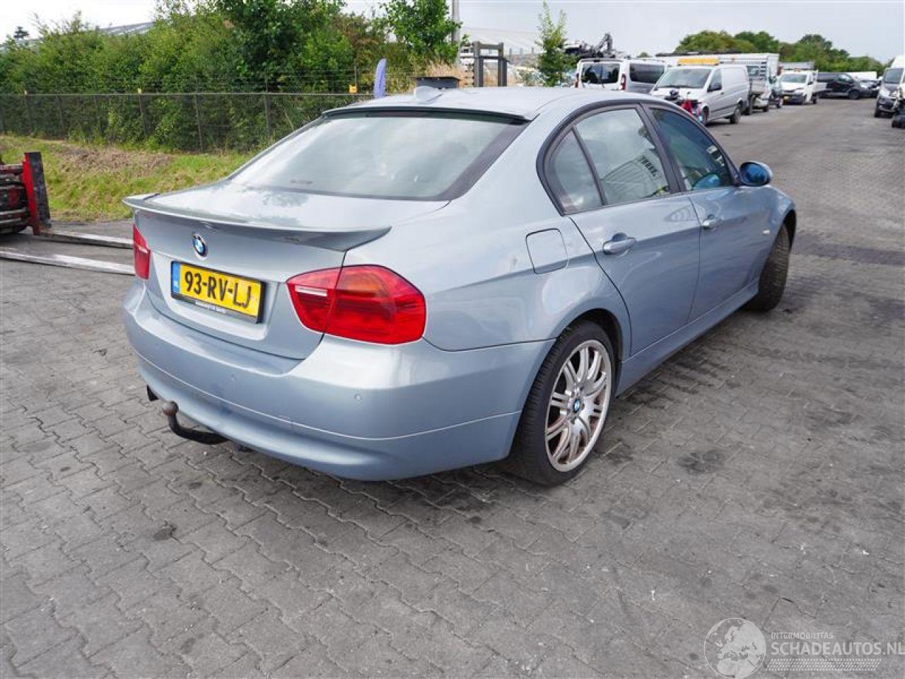 BMW 3-serie 318i