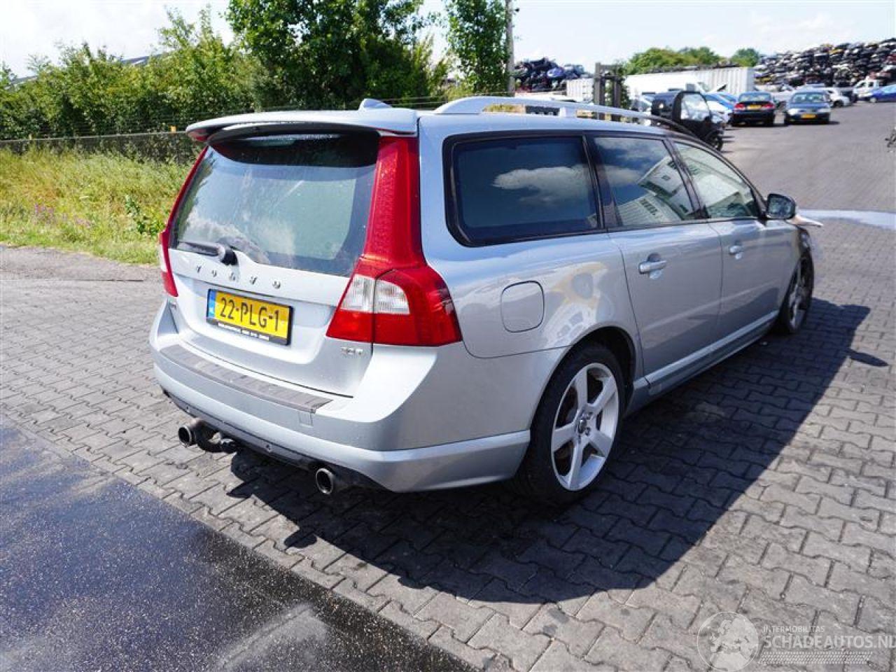 Volvo V-70 2.0 T