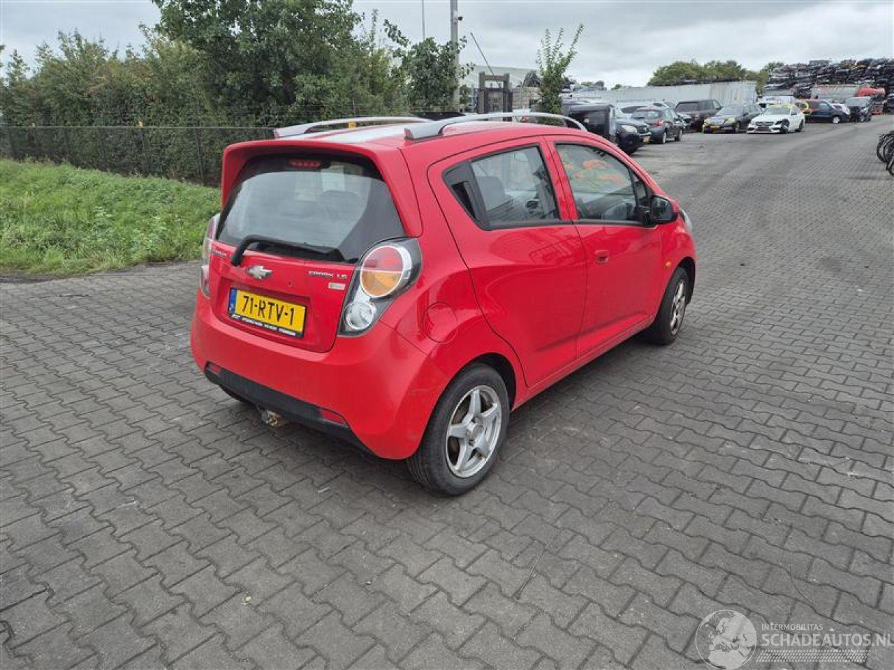 Chevrolet Spark 1.0 16V Bifuel (LMT)