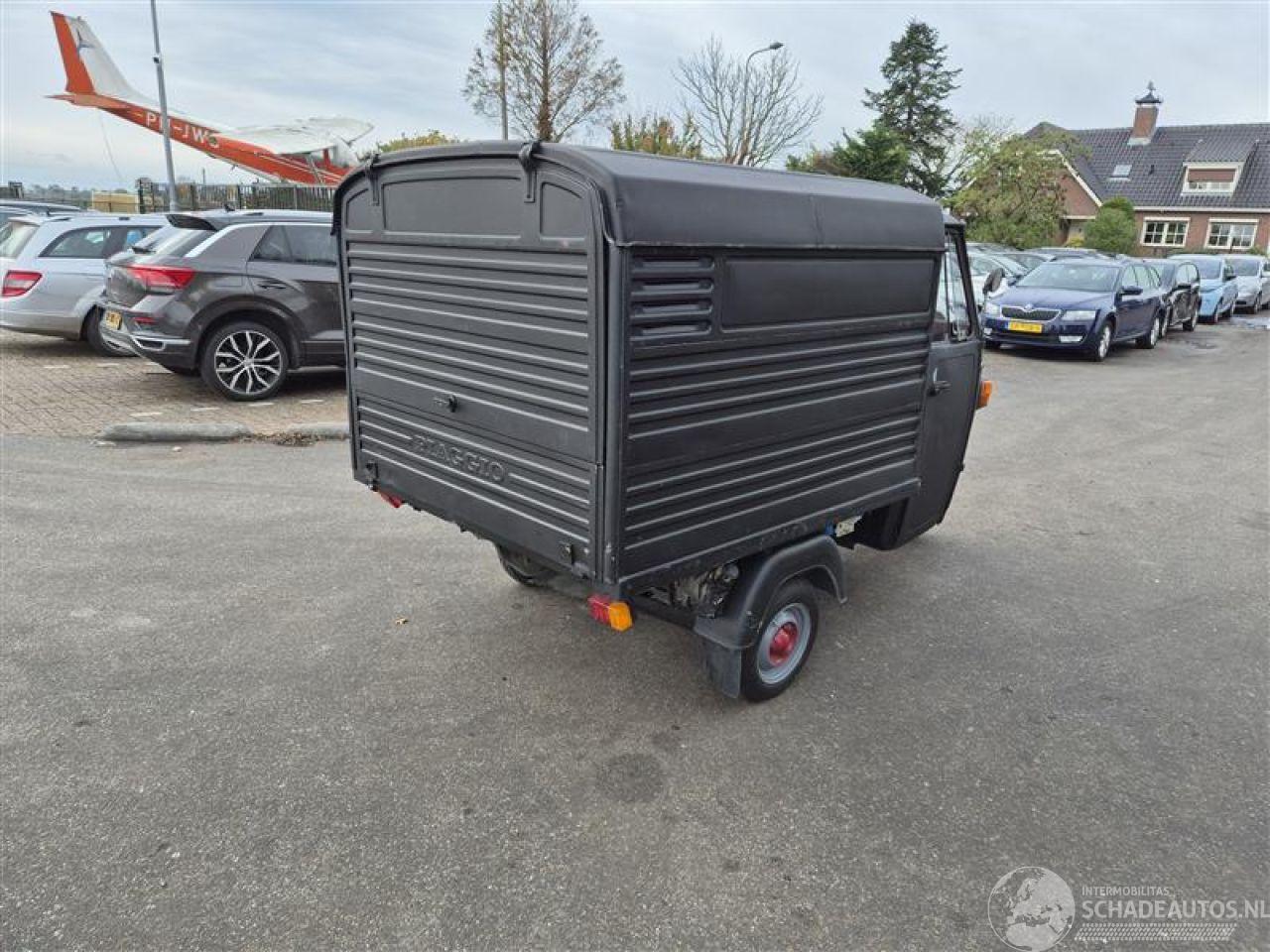 Piaggio  Piaggio Vespacar Ape