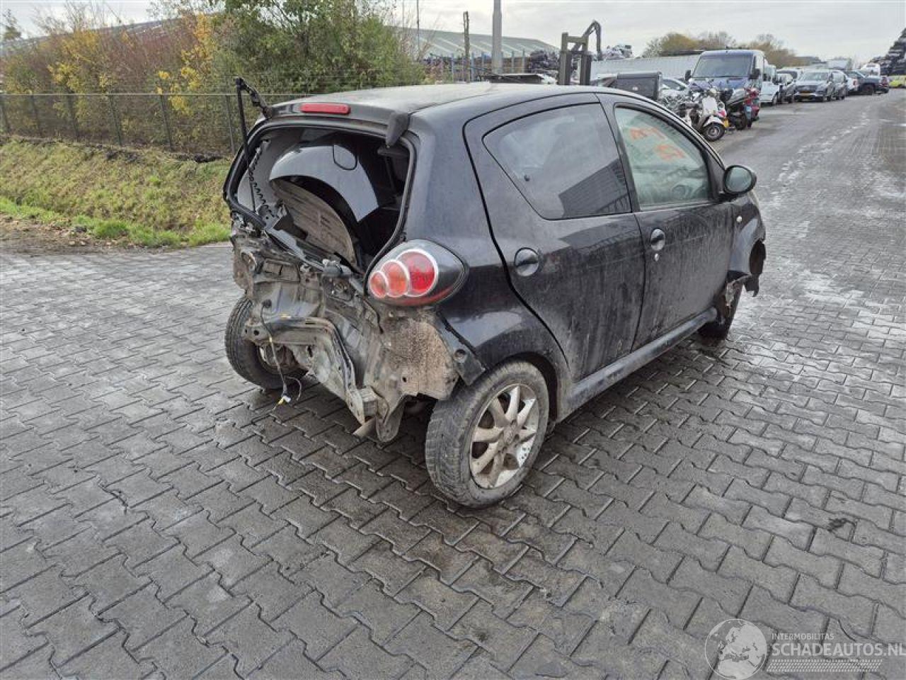 Toyota Aygo 1.0 12v