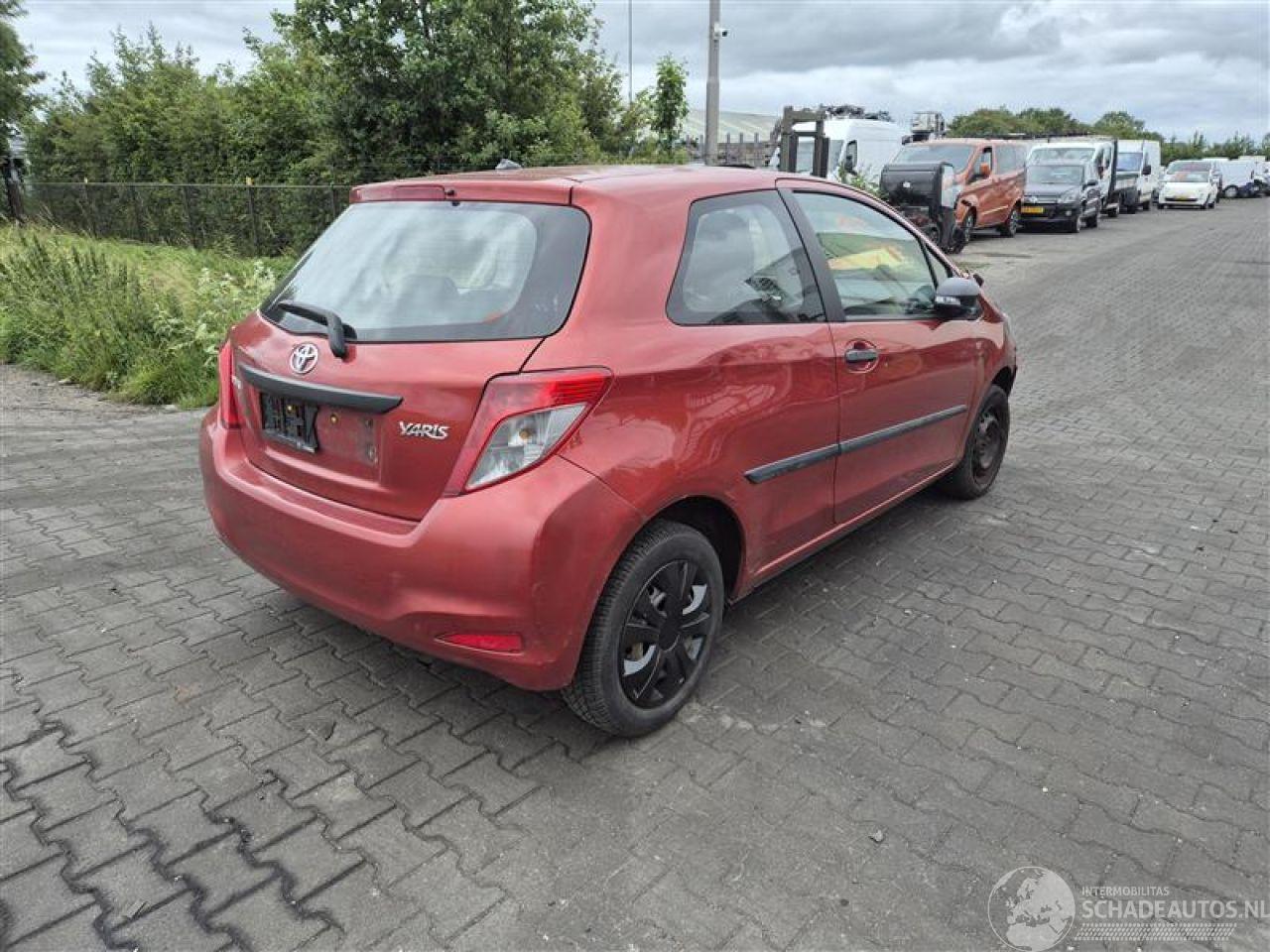 Toyota Yaris 1.0 12v