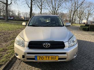 Toyota Rav-4  picture 8