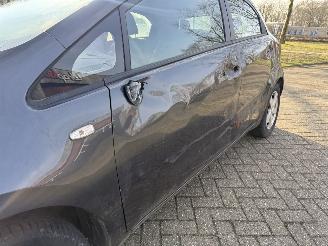Kia Rio  picture 16