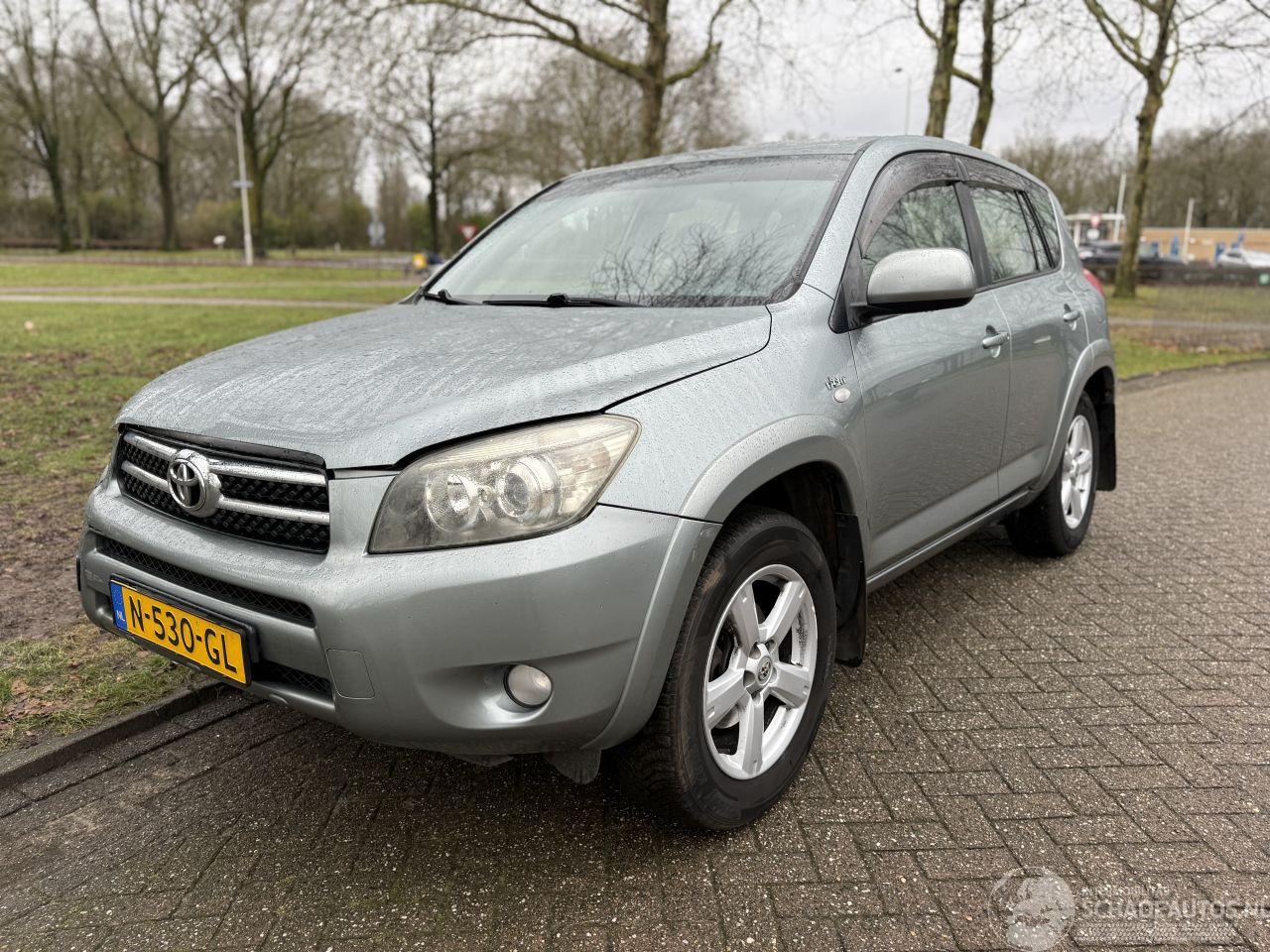 Toyota Rav-4 