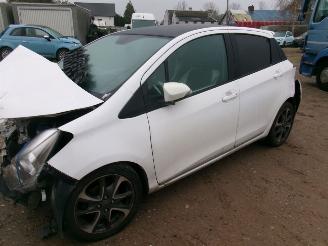 Toyota Yaris 1.3 Design 5 Drs picture 2