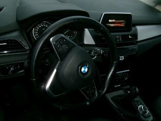 BMW 2-serie 218 i Active Tourer picture 23