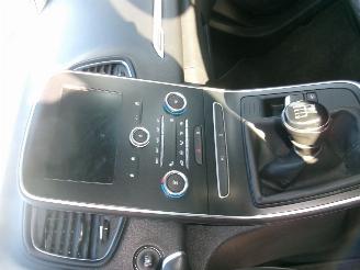 Renault Grand-scenic 1.7 Dci Corporate Edition picture 29