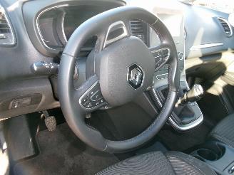 Renault Grand-scenic 1.7 Dci Corporate Edition picture 28