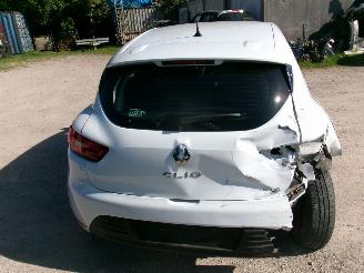 Renault Clio 0.9 Cool & Sound picture 13