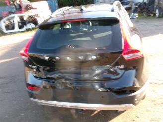 Volvo V-40 1.6 D - Cross Country picture 13