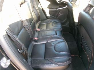 Volvo V-40 1.6 D - Cross Country picture 29