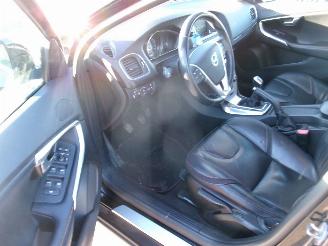 Volvo V-40 1.6 D - Cross Country picture 25