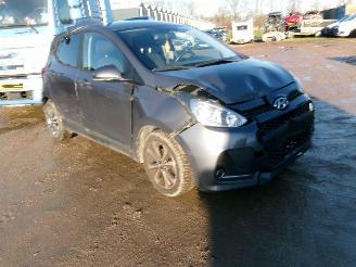 Hyundai I-10 1.0 Sky picture 3