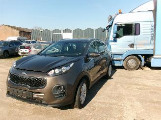 krockskadad bil auto Kia Sportage 1.7 Crdi Lounge 2018/2
