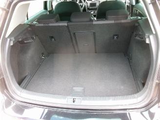Volkswagen Golf 1.2 Allstar - 5 Drs picture 21
