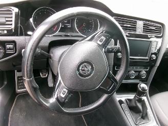 Volkswagen Golf 1.2 Allstar - 5 Drs picture 27