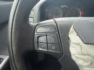 Volvo S-40 1.8 16V Sedan 4Dr Benzine 1.798cc 92kW (125pk) FWD picture 23