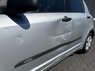 Suzuki Swift 1.3 VVT 16V Hatchback  Benzine 1.328cc 68kW (92pk) FWD picture 23