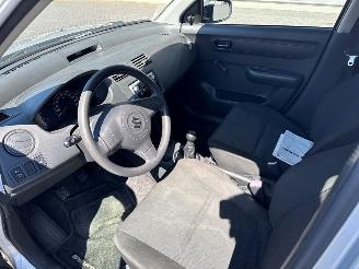 Suzuki Swift 1.3 VVT 16V Hatchback  Benzine 1.328cc 68kW (92pk) FWD picture 11