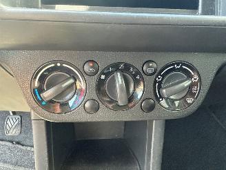 Suzuki Swift 1.3 VVT 16V Hatchback  Benzine 1.328cc 68kW (92pk) FWD picture 17